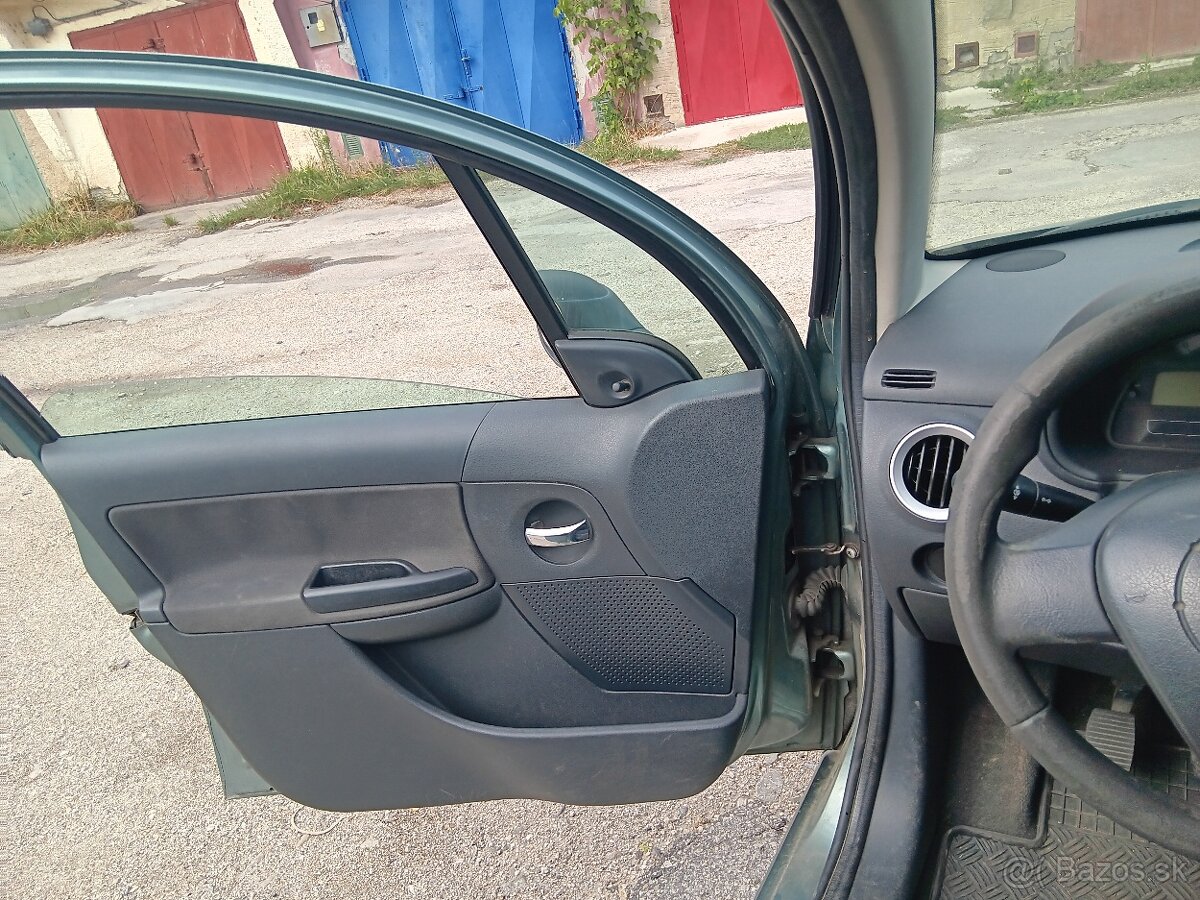 Predám Citroen c3 - 8