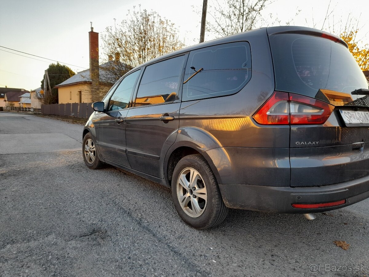 Predám Ford Galaxy 2009 7 miestny - 8