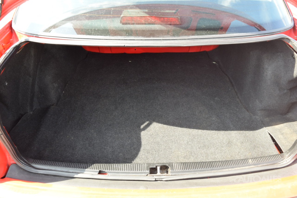 Audi 80 2,0 i 78 kW - 8