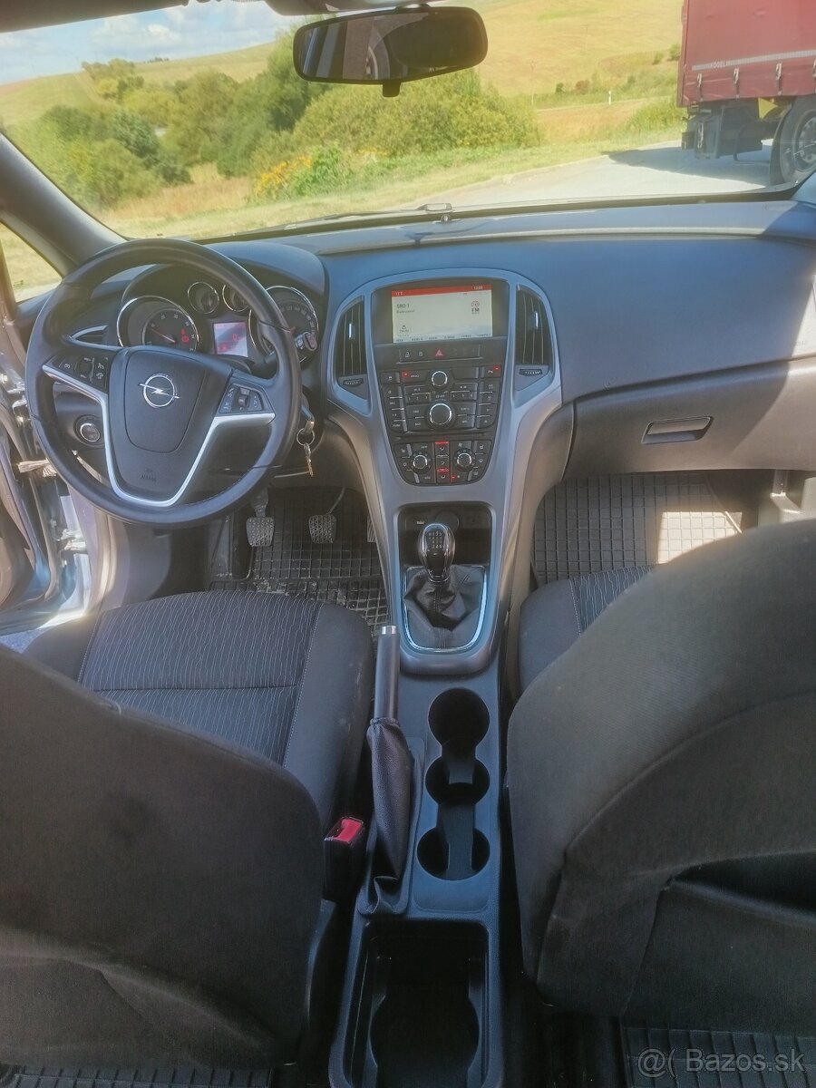 Opel Astra - 8