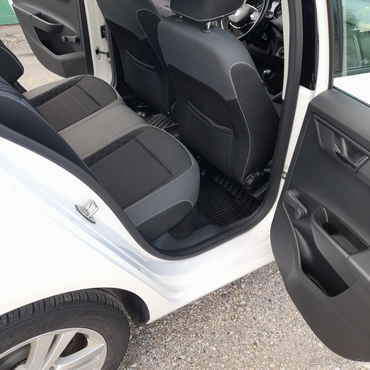 Škoda Fabia - 8