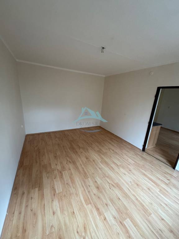 Jedno izbový byt Sahy - 8