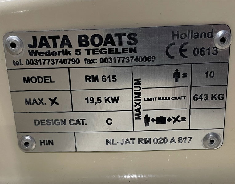 Motorový čln RioMar 615 - 8