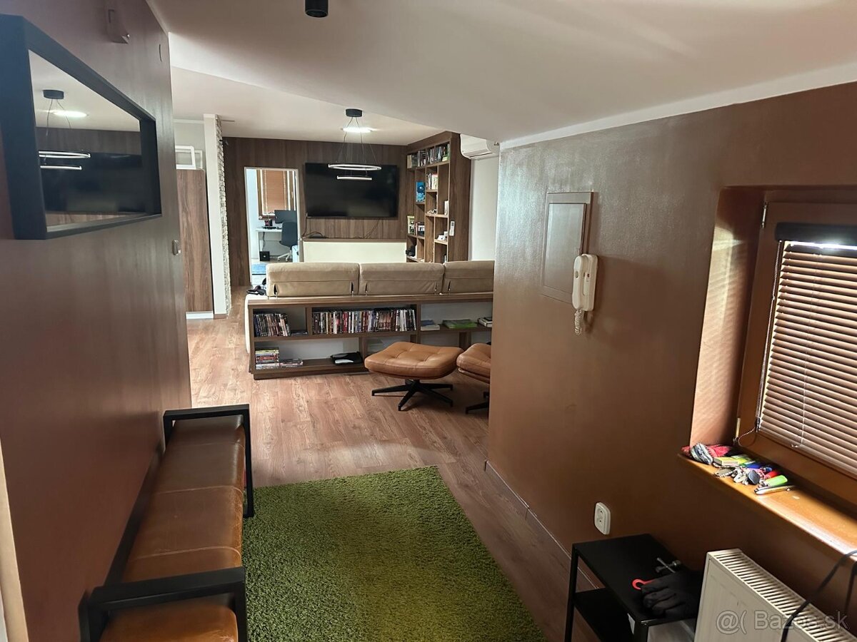 Na prenájom 4 izb. byt v centre - 8