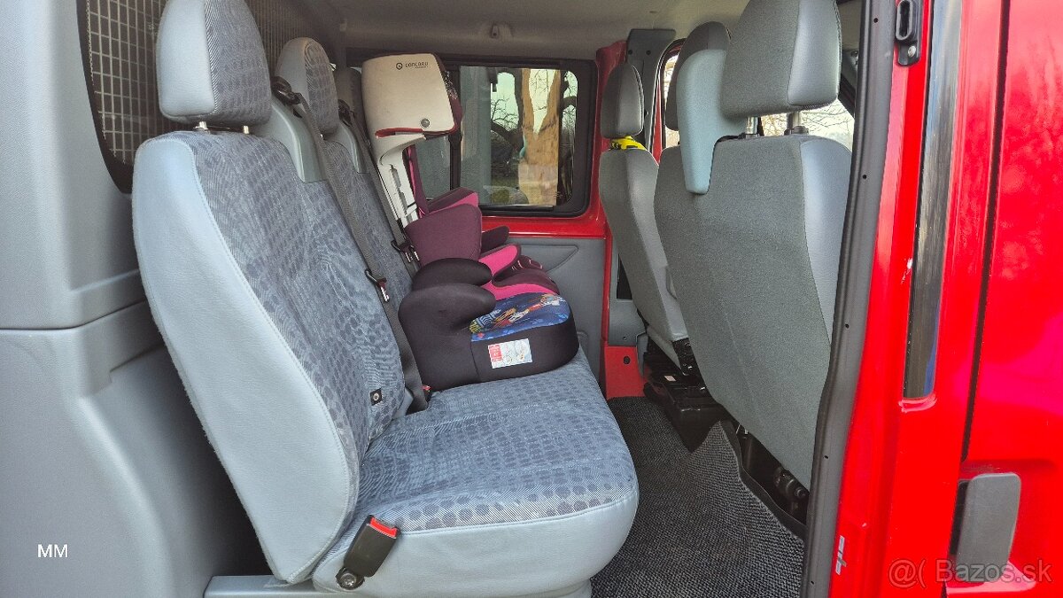 Ford Transit , 6 miestny, ročnik 2012 - 8