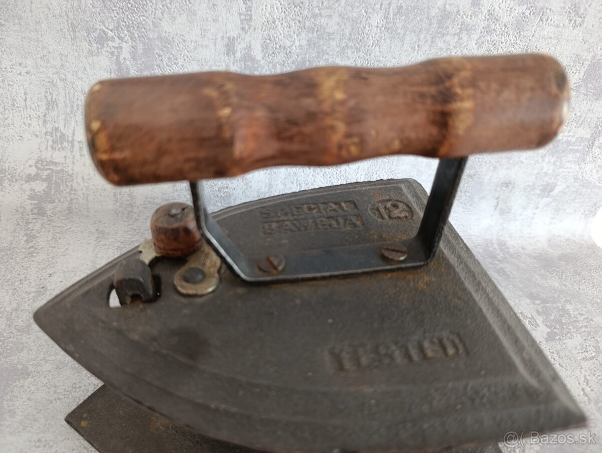 Atypická stará velká žehlička BAWEJA TESTED - 8