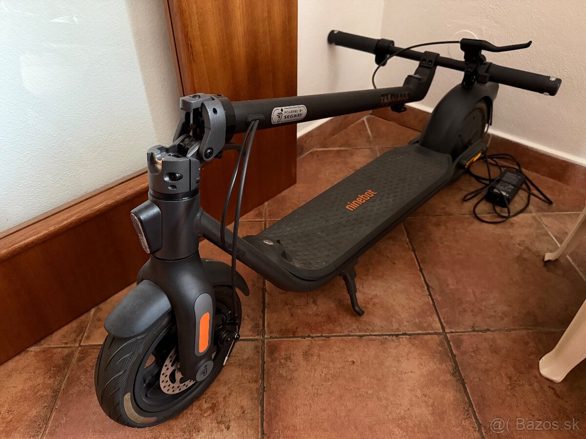 Ninebot Kickscooter F2 kolobežka - 8
