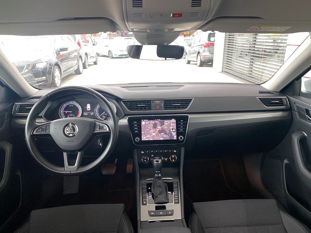 Škoda Superb Combi 2.0 TDI DSG Style 110kW - 8