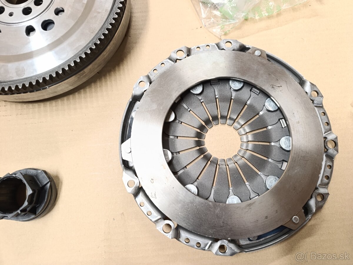 Spojková sada dmf hec valeo bmw E39,E36,E46,Z3 - 8