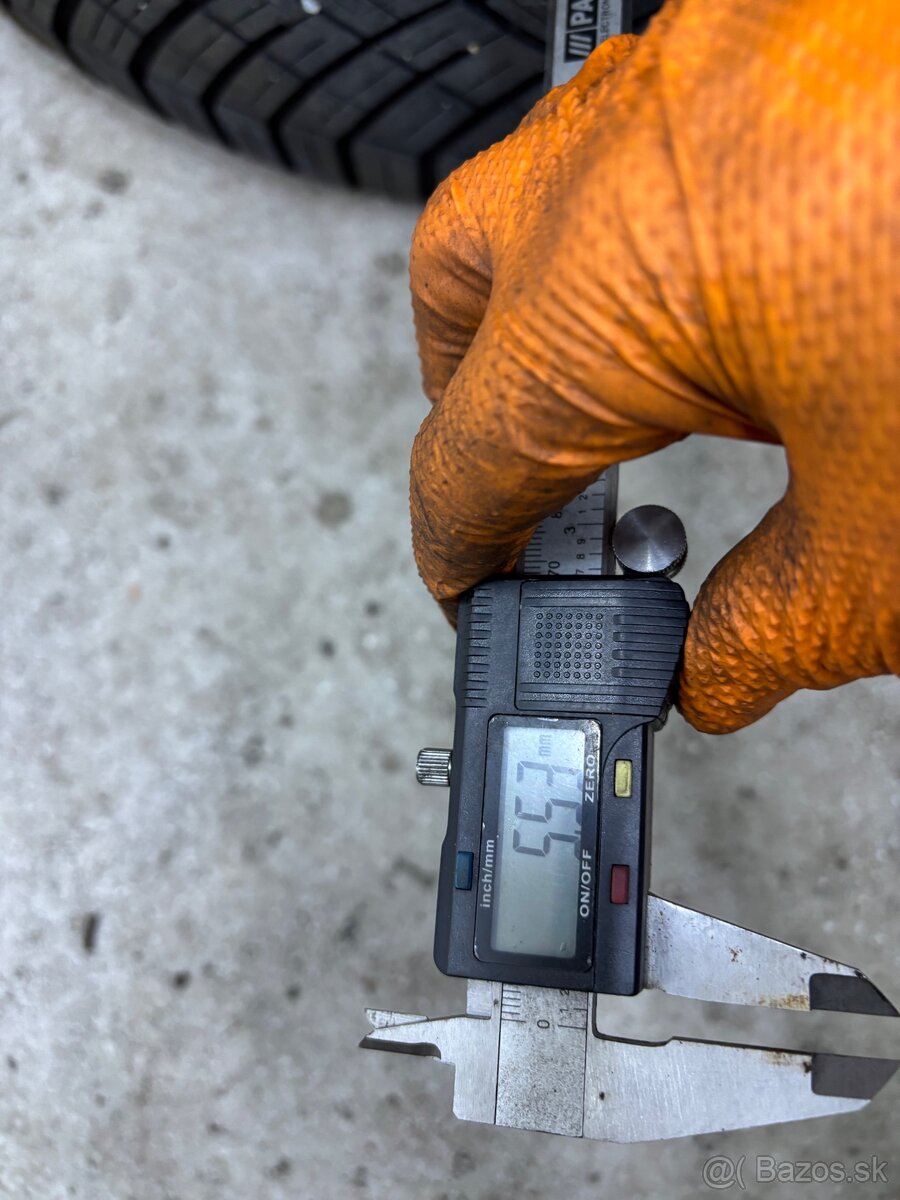 Celoročne pneumatiky Continental 235/55 XL R19 - 8