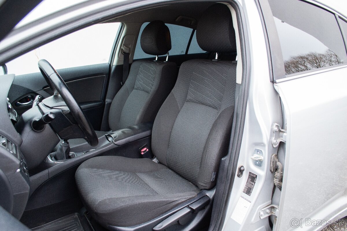 Toyota Avensis 2.0l D-4D - 8