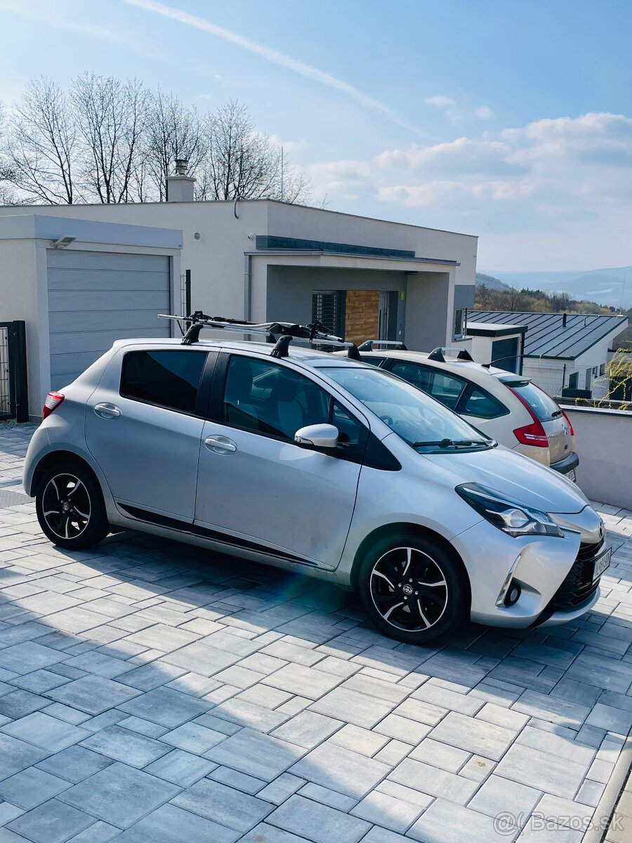 Predám Toyota Yaris 1,5 benzín - 8