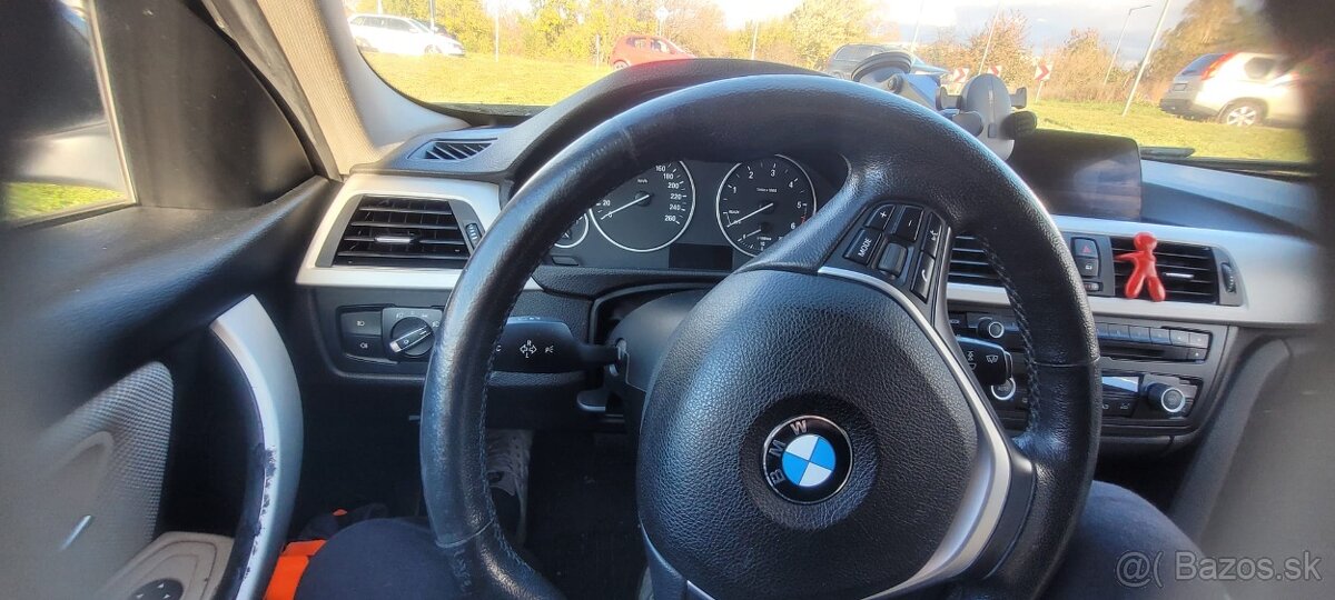 Predám bmw 3 diesel f31 combi 105kw AT/8 - 8