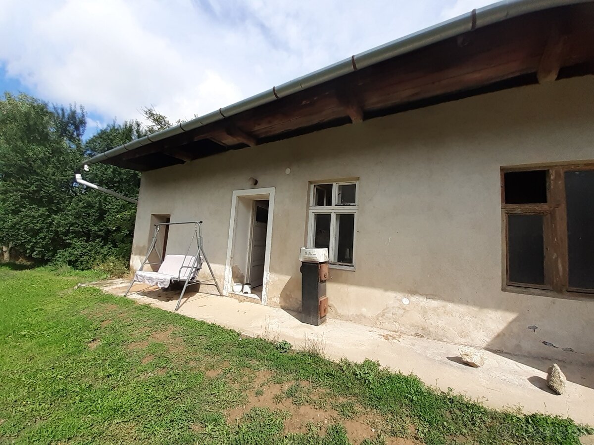 Chalupa v obci Kolačno - 8