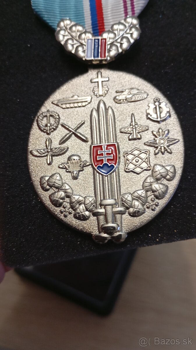 Medaily vojenské - 8