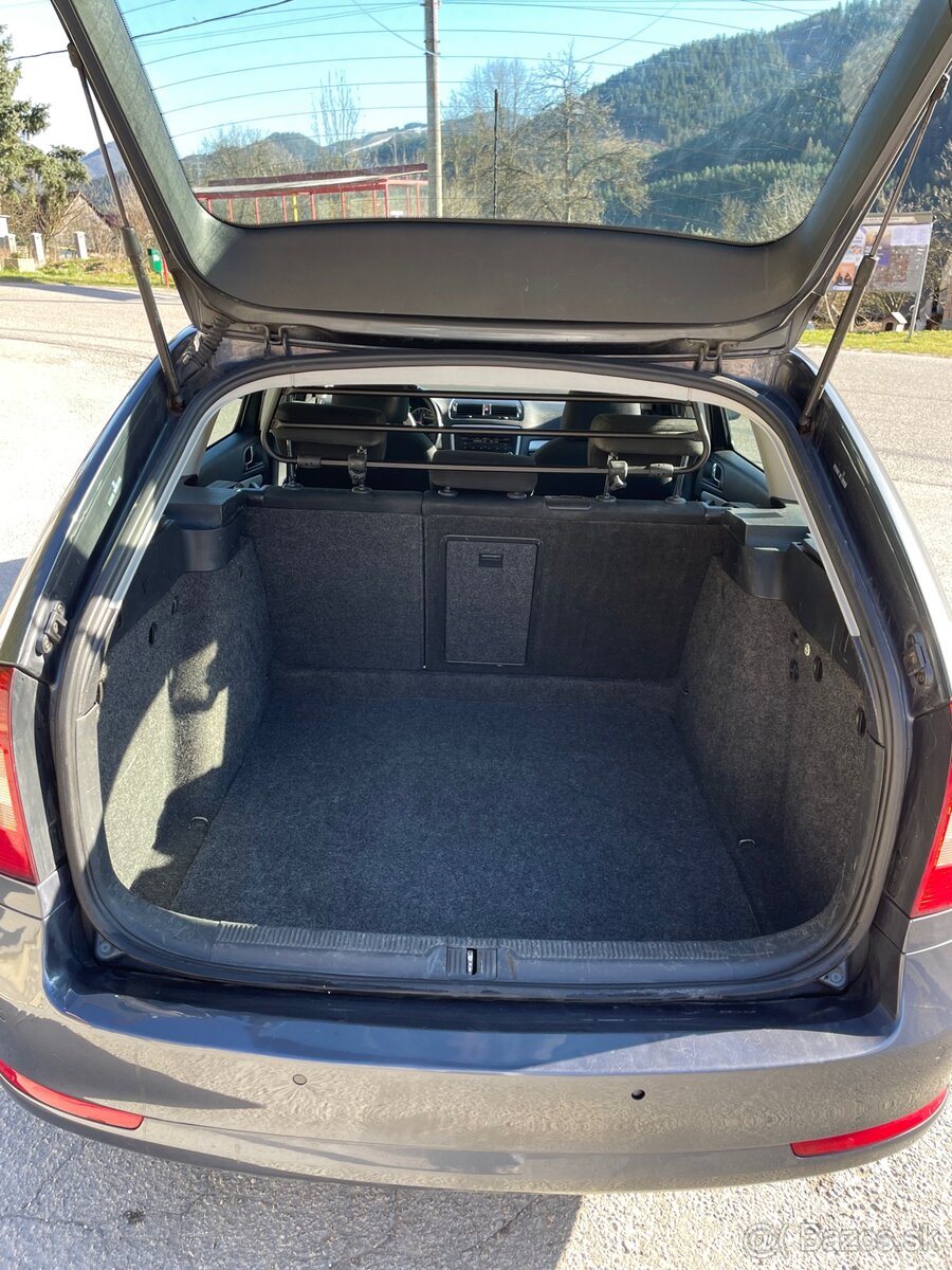 Octavia 2 Facelift Combi 2010 - 8