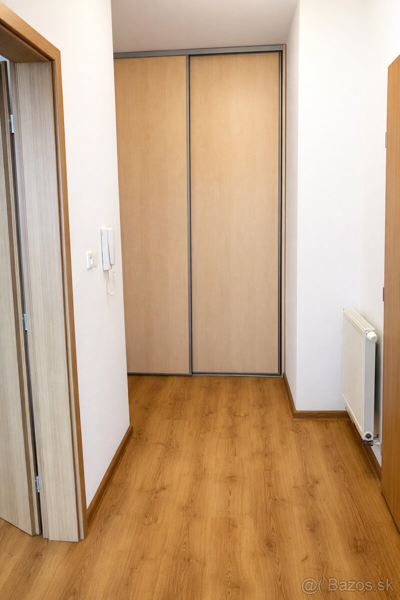 Prenájom 1izb.byt s balkónom+parkovanie - 8