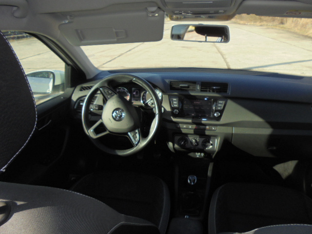 Škoda Fabia 1.0 TSI Ambition r.v.8/2020 - 8