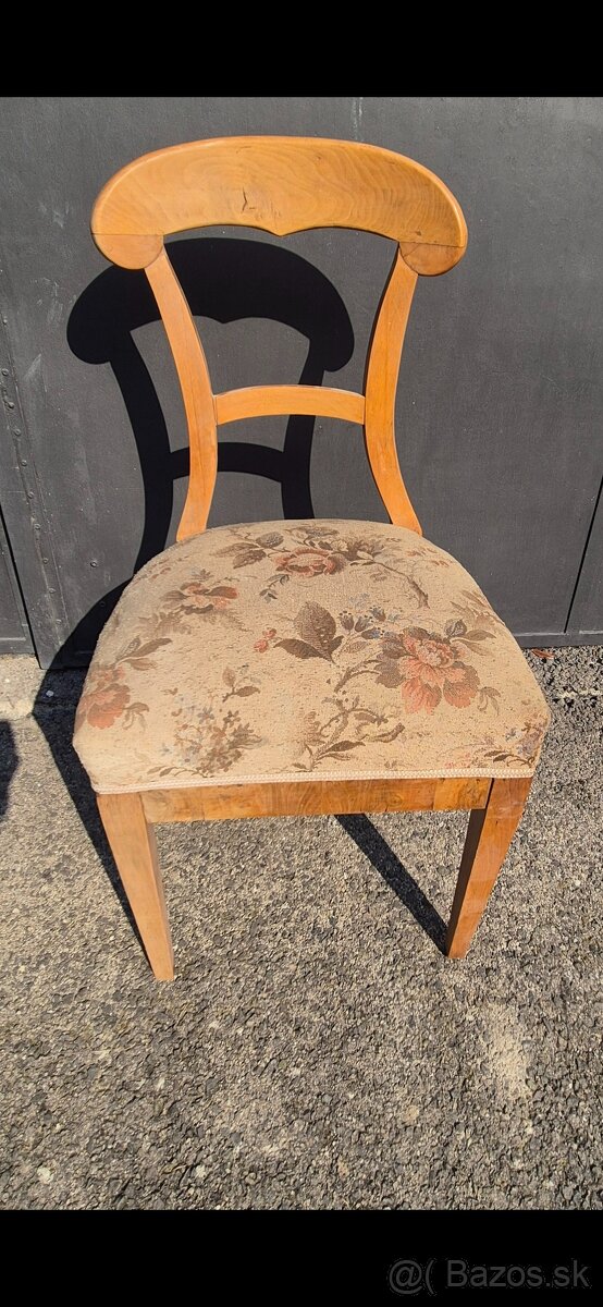 Starožitný nábytok - 8