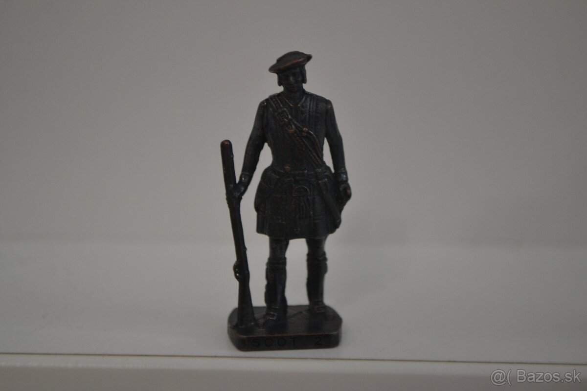 KINDER Kovové -škoti a samuraji - 8