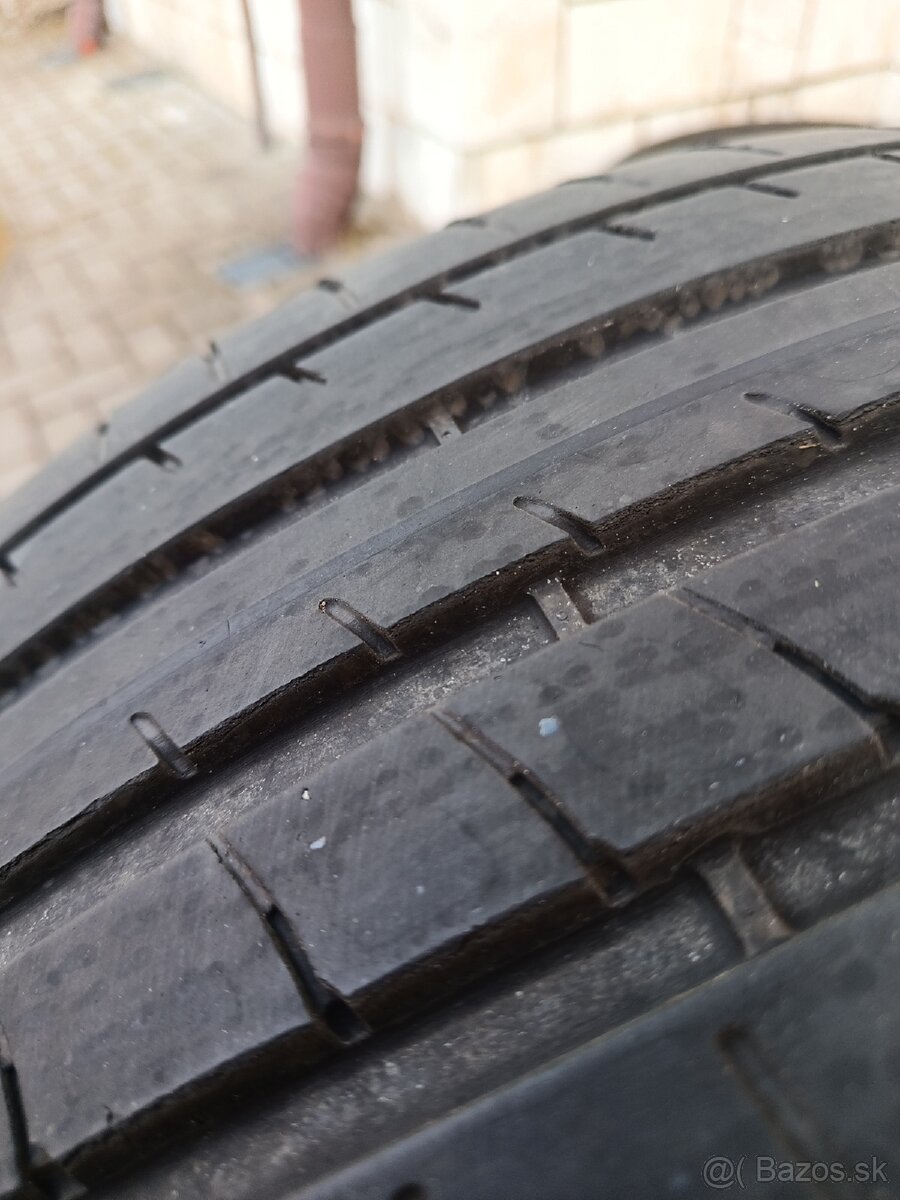 Pneumatiky goodyear 255x45 R20 - 8