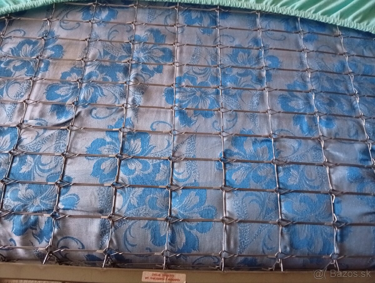 Gaučová súprava - gauč, kreslá a stolík, poschodová posteľ. - 8