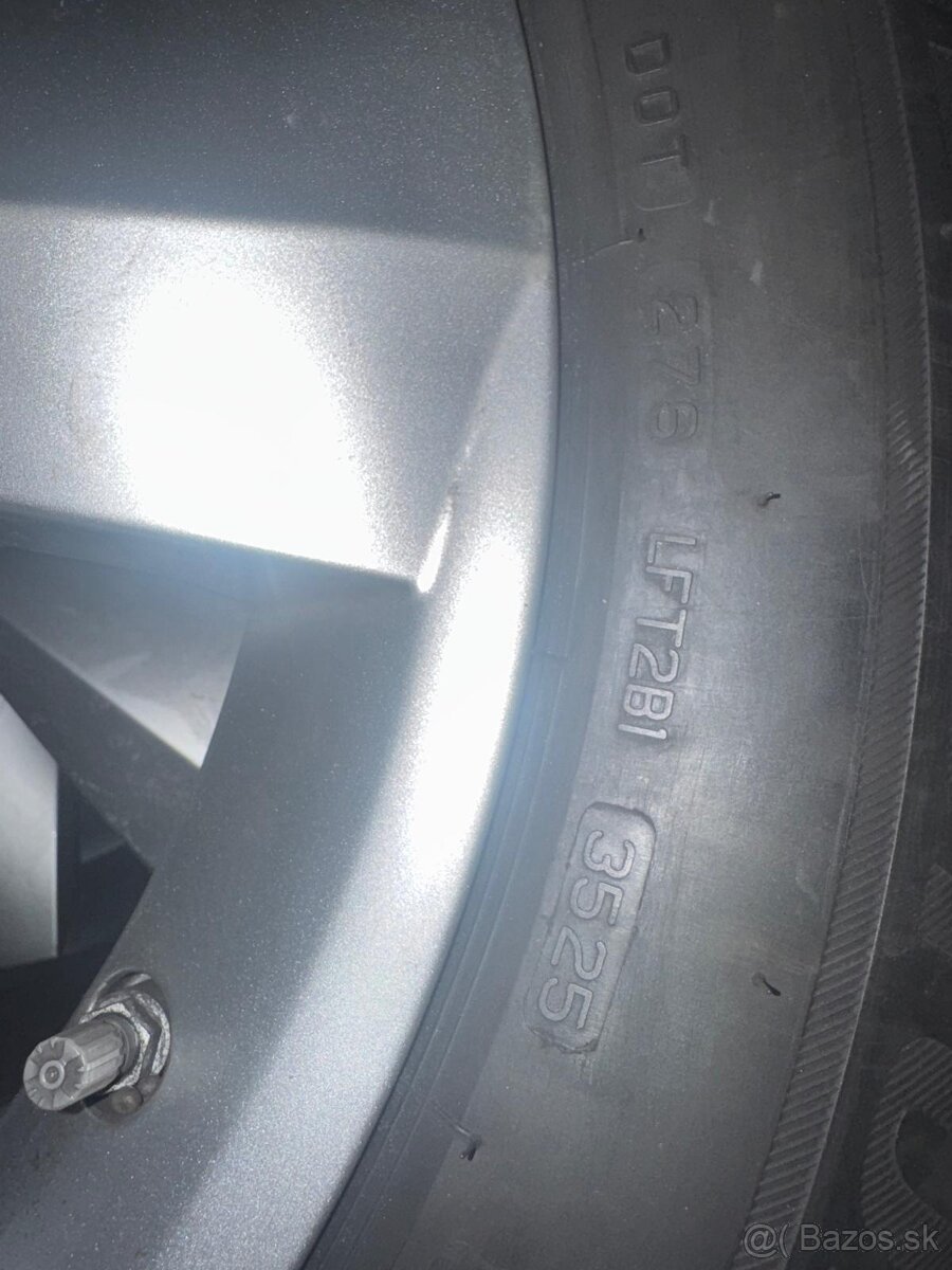 Disky + Pneumatiky 215/65 R17 99H - 8