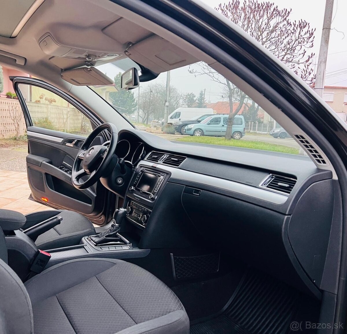 Škoda Superb 2.0TDI CR DSG Elegance - 8