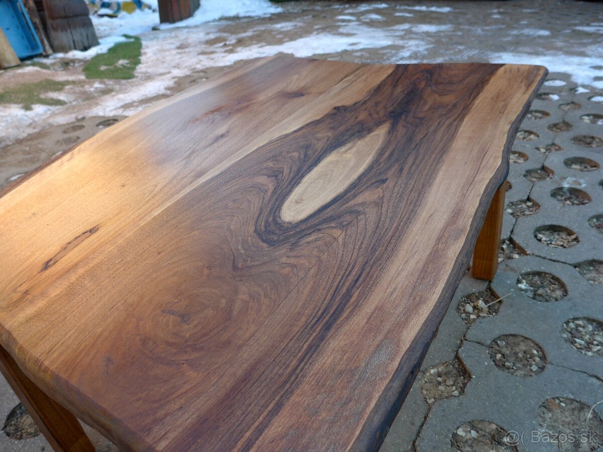 Konferenčný stolík z orecha 2 - 8