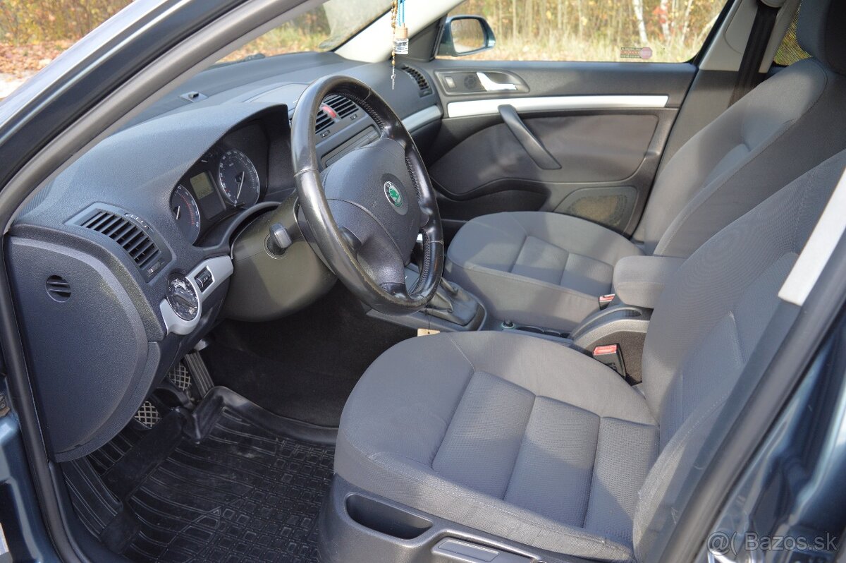 Škoda Octavia combi 1.9 TDI 77kw - 8