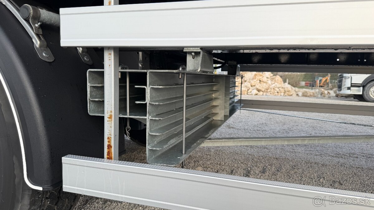 Naves Kässbohrer Modell XS MAXIMA - 8