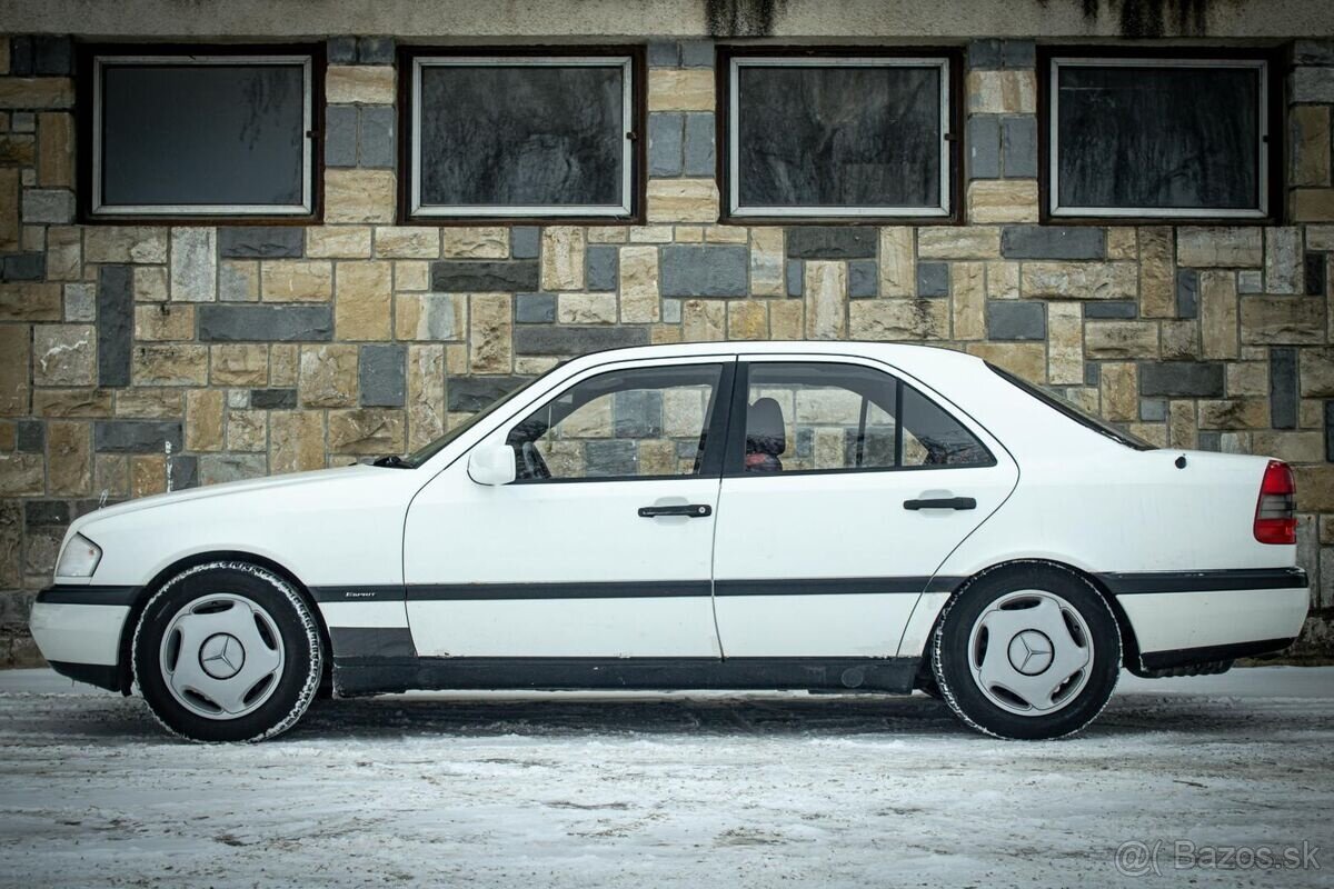 MERCEDES BENZ C180 90kW ESPRIT 1997 - 8