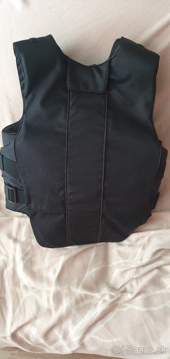 Predam jazdecke vesty - 8