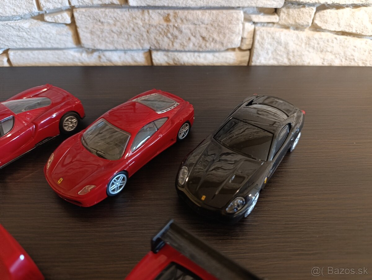 Modely autíčka Ferrari Shell. - 8