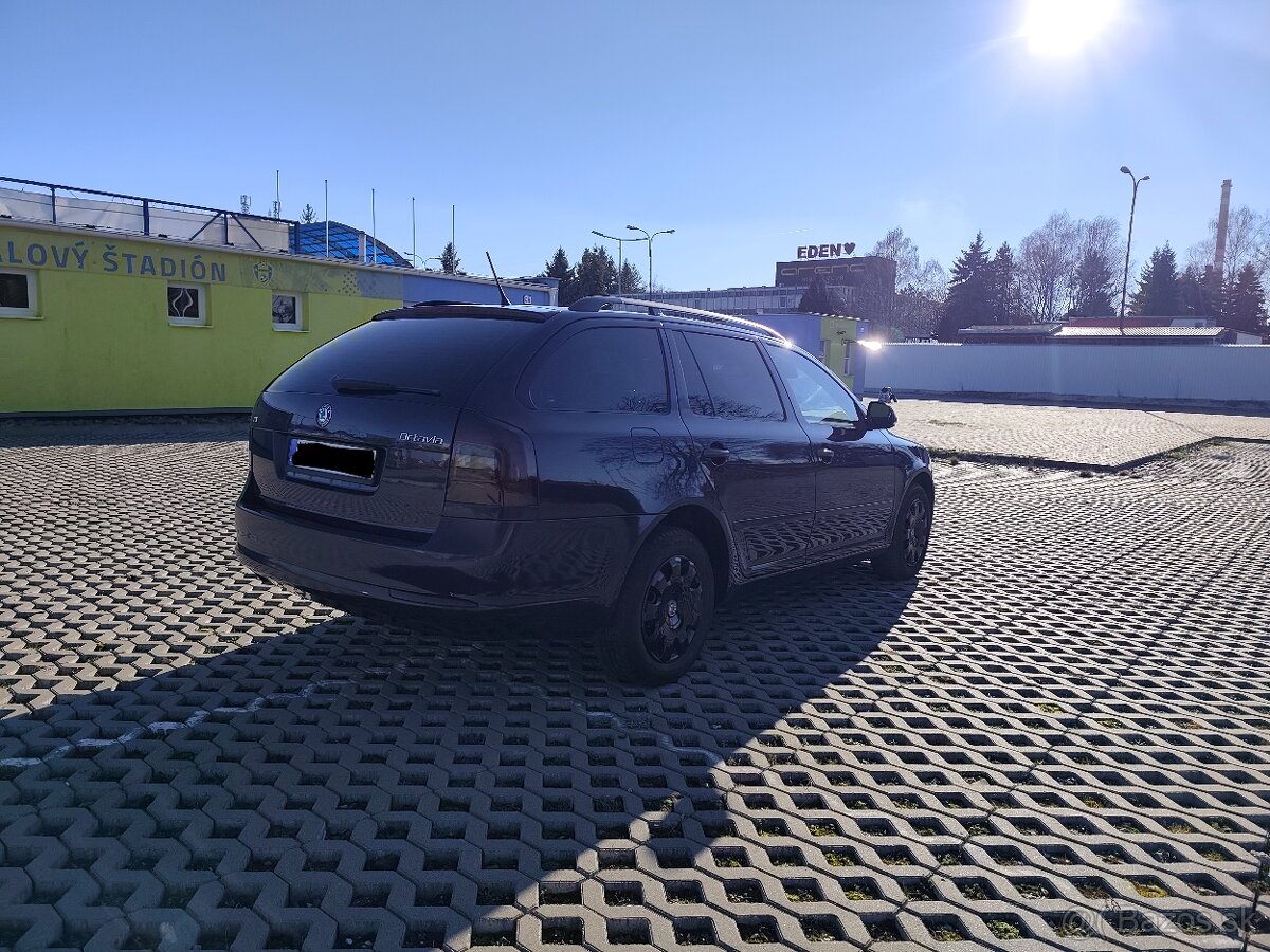Škoda Octavia 2 facelift 1.6tdi combi 2012 - 8