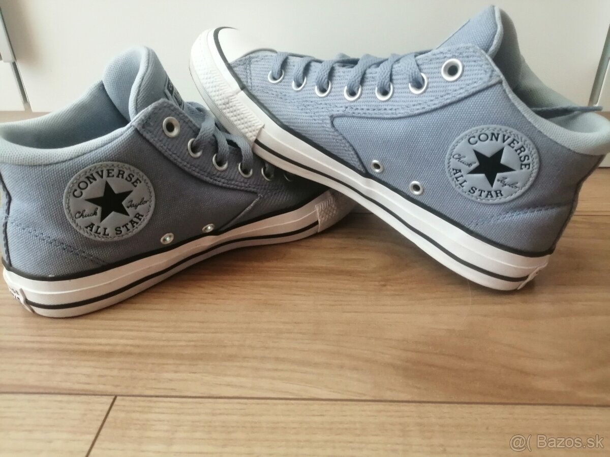 Converse 41 - 8