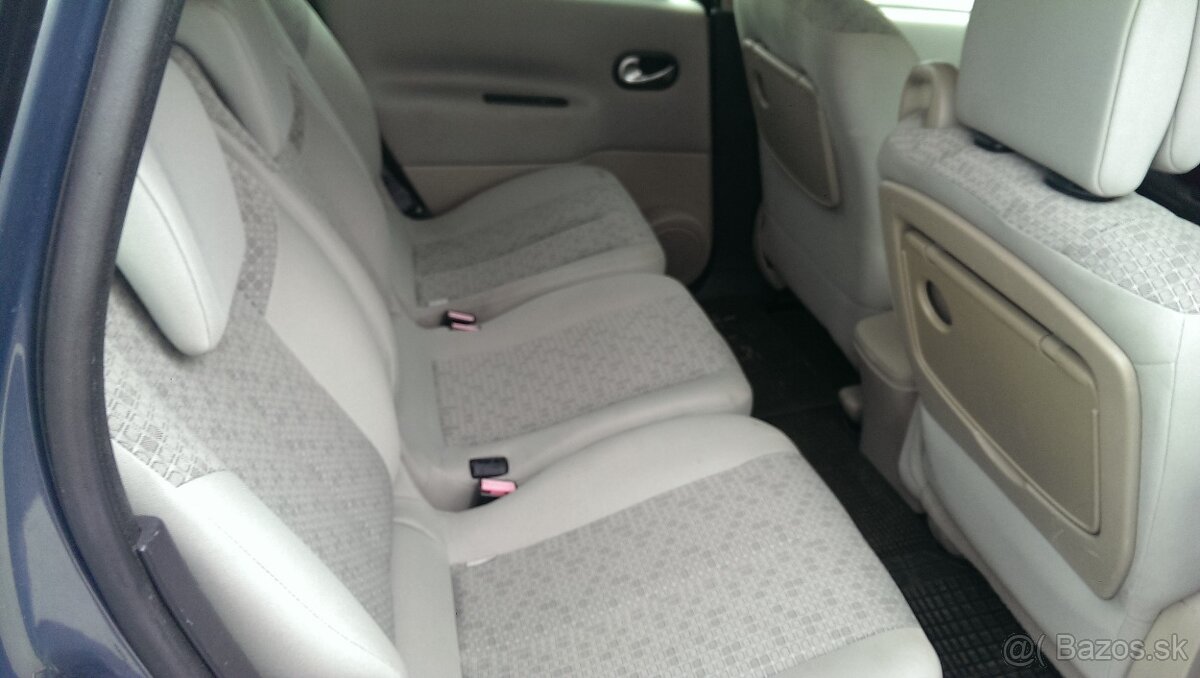 Renault Scenic - 8