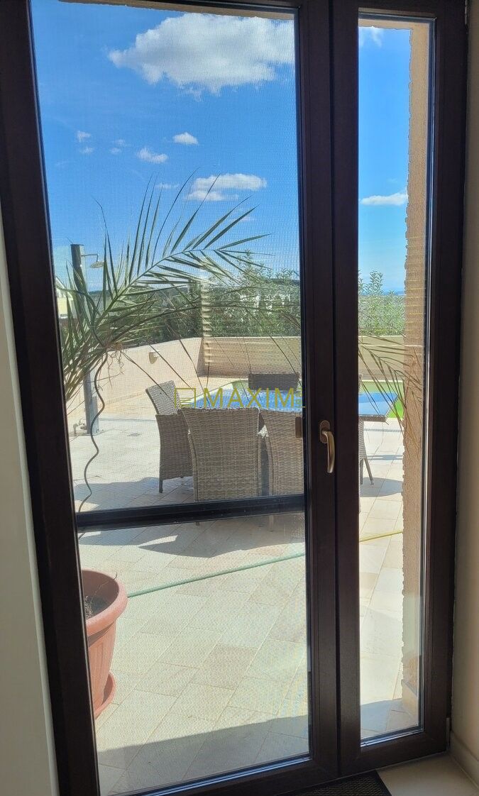 Rodinný dom v Štitároch s krásnym výhľadom - 8