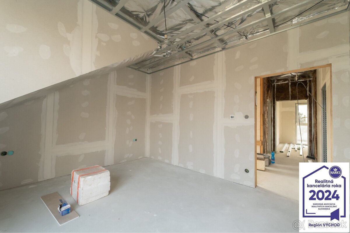 Novostavba nízkoenergetického rodinného dvojdomu, Moldava na - 8