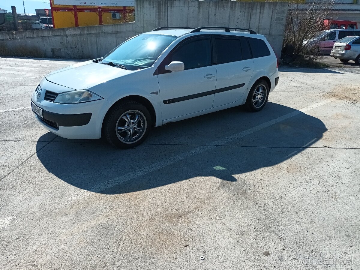 Renault Megane grandtour 2 1.5 Dci - 8