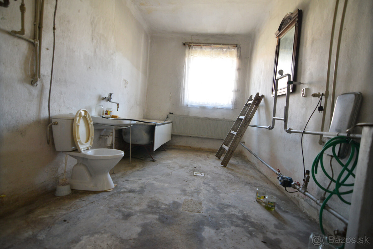 Predaj 3 izbového rodinného domu Vrútky - 8
