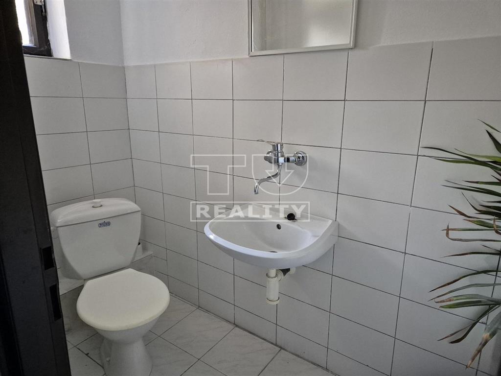 Prenájom 2-izb. bytu v RD na Dedovci - 8