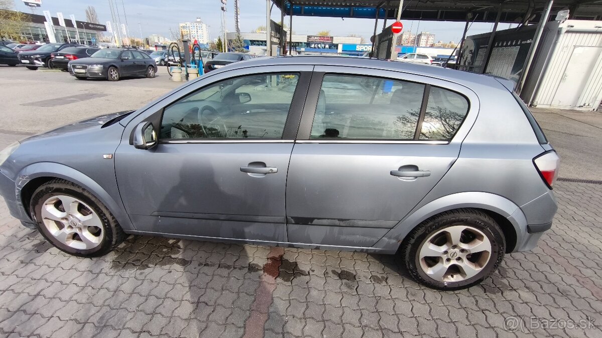 Opel Astra H 1.8 92 kW - 8
