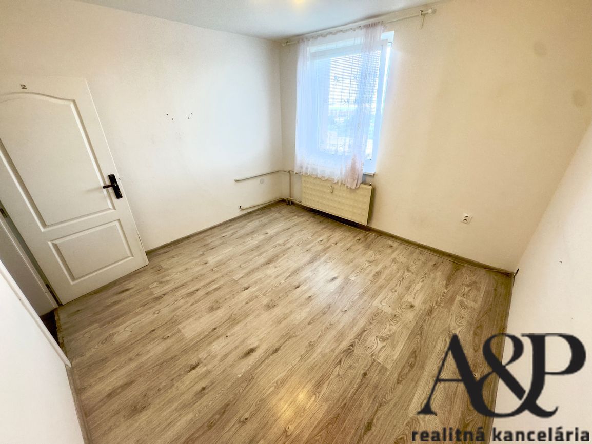 ZNÍŽENÁ CENA/3 IZB. BYT S DVOMI BALKÓNMI V ŠIRŠOM CENTRE, 64 - 8