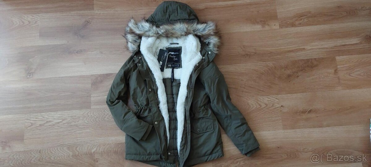 Dámska zateplená bunda - čierna, béžová, khaki XS / Nová - 8