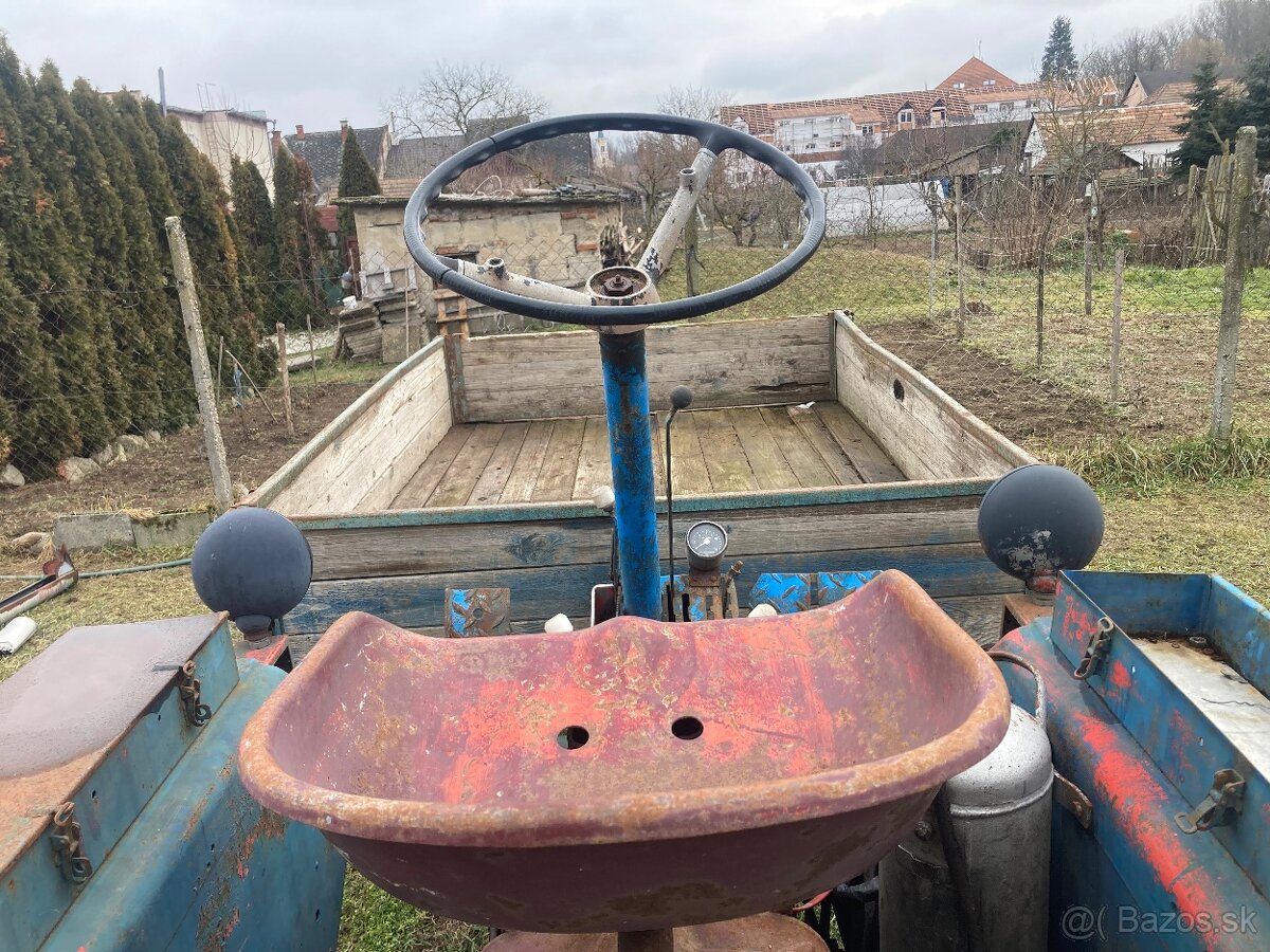 Predám traktor rs-09 - 8