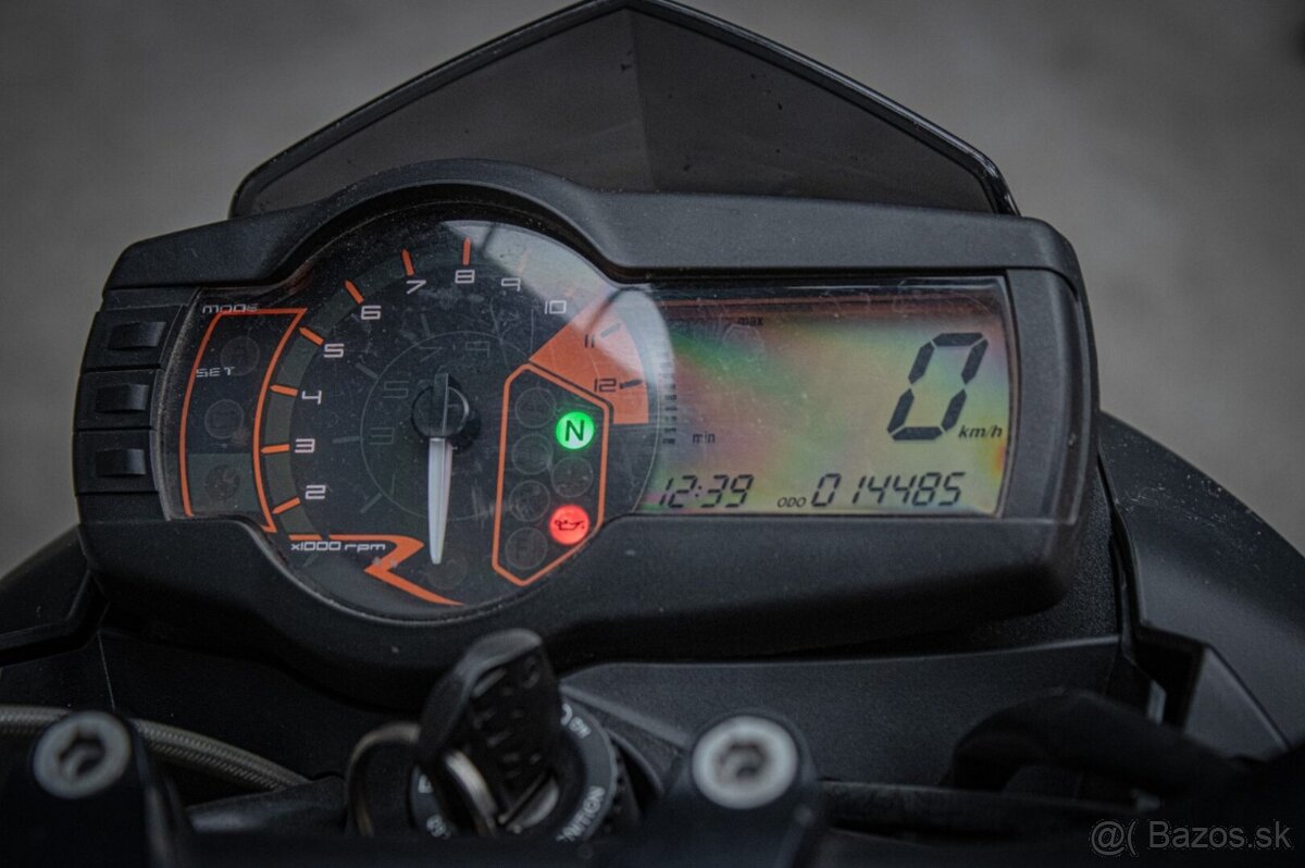 KTM 990 Super Duke R - 8