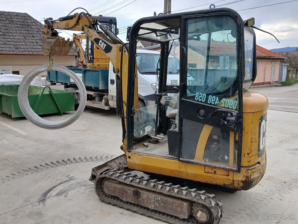 Minibager catrpillar 301.8 - 8