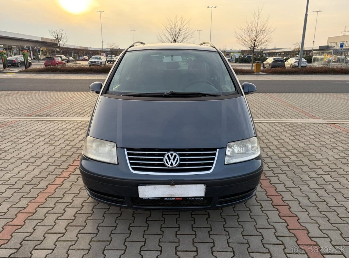 Volkswagen Sharan 1.9 TDi 7 míst - 8