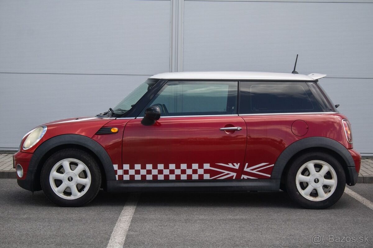 Mini Cooper 1.6 88kW (2007) - 8
